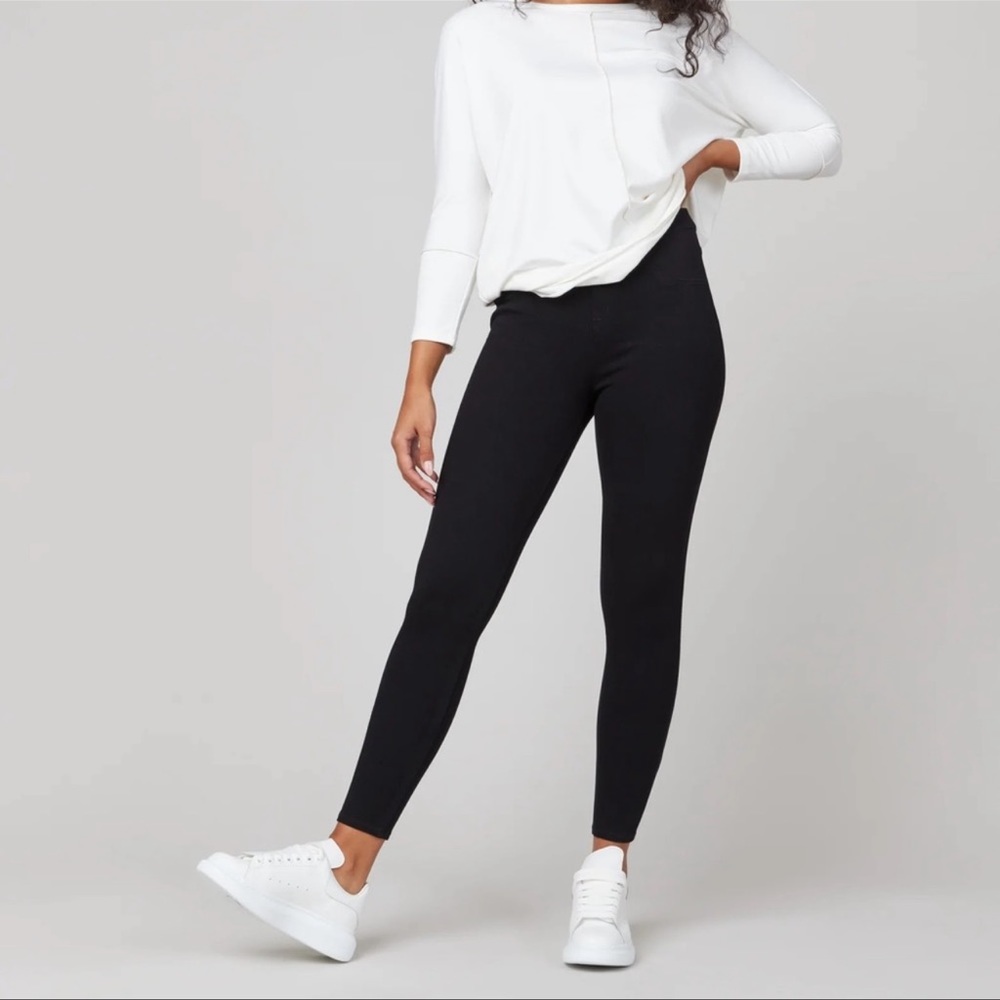 Spanx Jeanish Ankle Leggings in Black Size Small